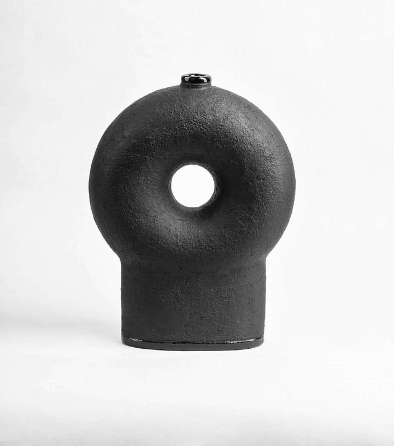 Nordic Style Creative Design Home Decor Vase Matte White Decorative Ceramic Donut Flower Vases for Living Room